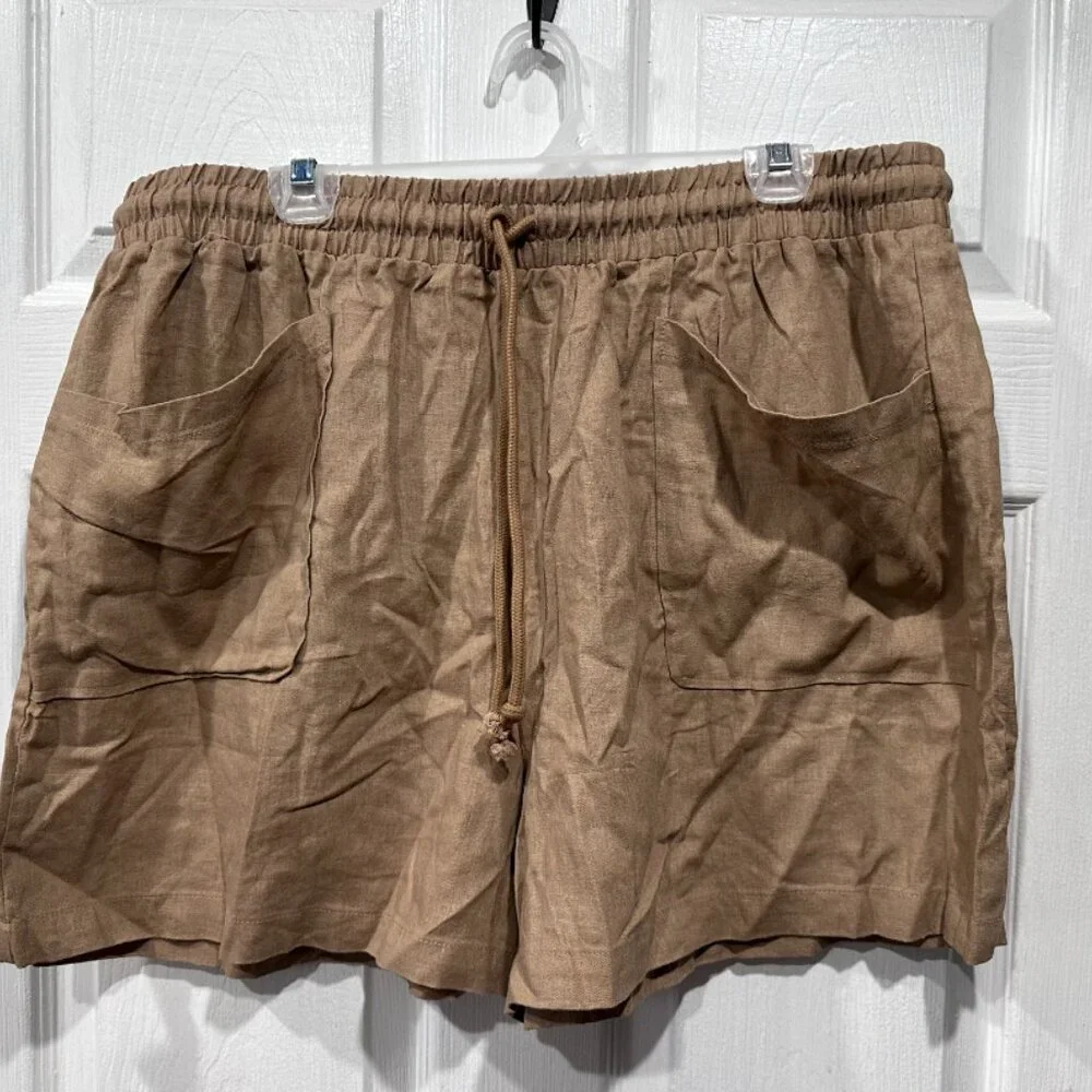 Khaki Two-Piece Shorts & Button-Up Set - Picture 4 of 8